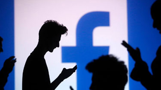 دراسة: استخدام وسائل التواصل الاجتماعي تضر بالصحة العقلية