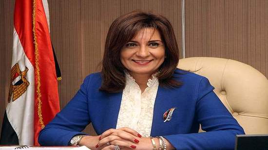 وزيرة الهجرة تتواصل مع أسرة شاب مصري في الكويت تعرض للاعتداء
