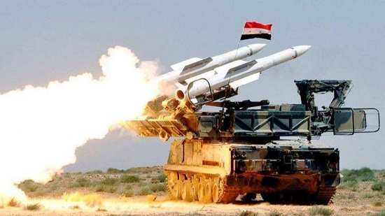  طائرات الدفاع الجوي السوري تتصدى لصواريخ الجيش الإسرائيلي 
