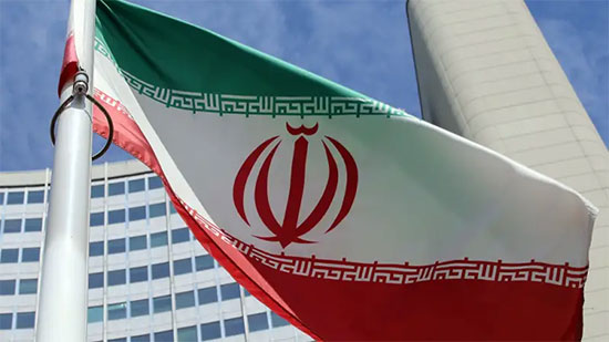  أنباء عن استقالة مسئولين إيرانيين كبار