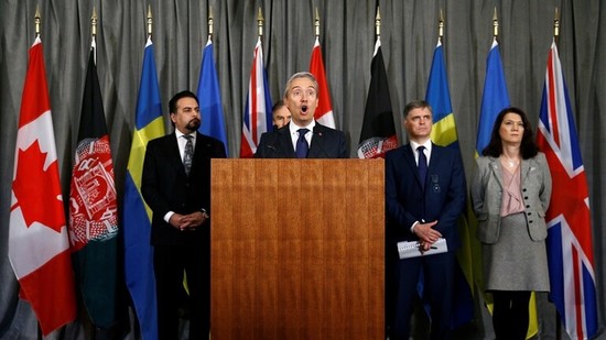 وزراء خارجية بريطانيا وكندا والسويد وأفغانستان وأوكرانيا