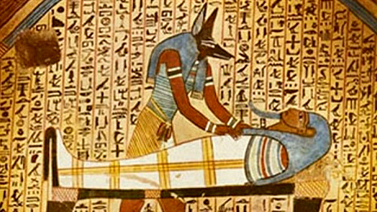تفاعلي.. الطب المصري القديم.. كيف سبقت مصر العالم؟