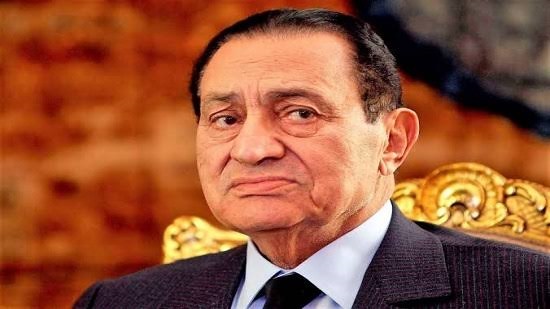 عاجل.. علاء مبارك يكشف تطورات الحالة الصحية للرئيس الأسبق
