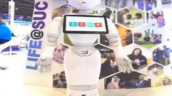  إطلاق أول روبوت مساعد للمعلم في الإمارات 

