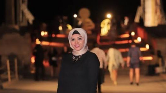التحريات تكشف تفاصيل الساعات الأخيرة قبل انتحار الصحفية رحاب بدر
