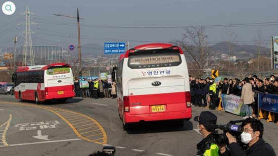 كوريا تطلق سراح جميع مواطنيها العائدين من ووهان بعد أسبوعين من الحجر عليهم