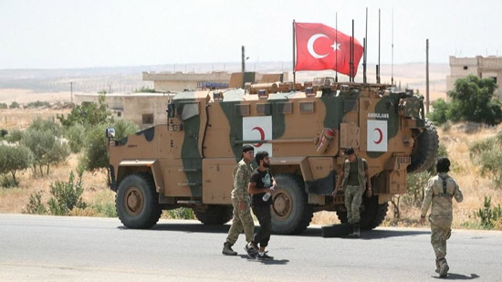 تركيا تدفع بتعزيزات عسكرية جديدة في سوريا
