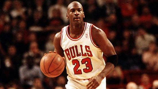 في مثل هذا اليوم... ولد لاعب كرة السلة الأمريكي مايكل جـوردن Michael Jordan..