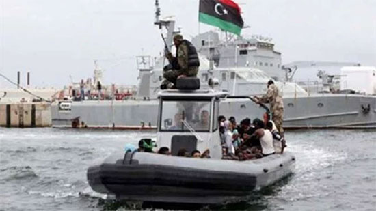 الجيش الليبي يستهدف سفينة تركية تحمل أسلحة في طرابلس