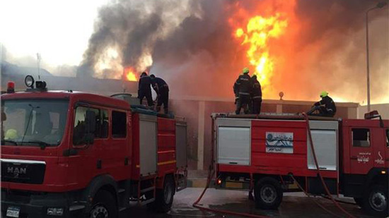  حريق كبير بمصنع مواد تعبئة فى مدينة برج العرب دون وقوع إصابات

