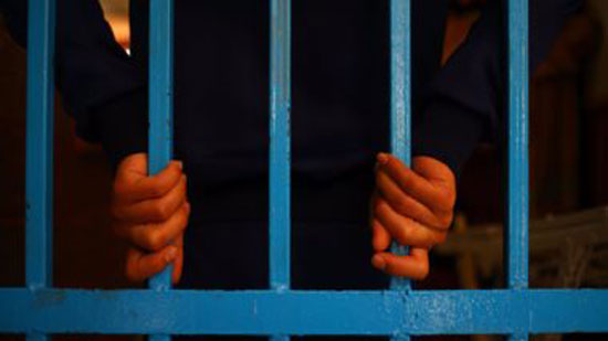 السجن 5 أعوام لـ6 متهمين بسرقة أدوية بـ1.6 مليون جنيه في الإسكندرية
