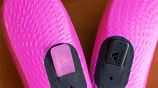 
جوجل وأديداس يكشفان عن حذاء إلكتروني جديد
