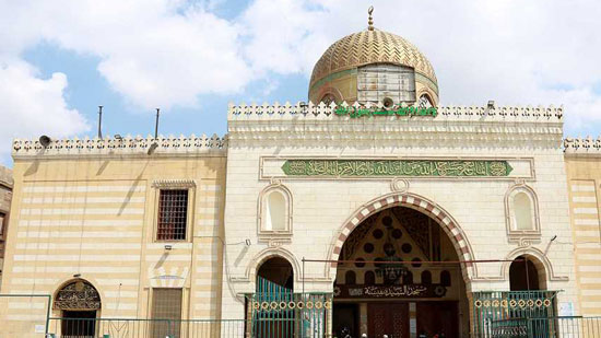  فصل إمام مسجد ببني سويف لفتح المسجد وإمامة المصلين 