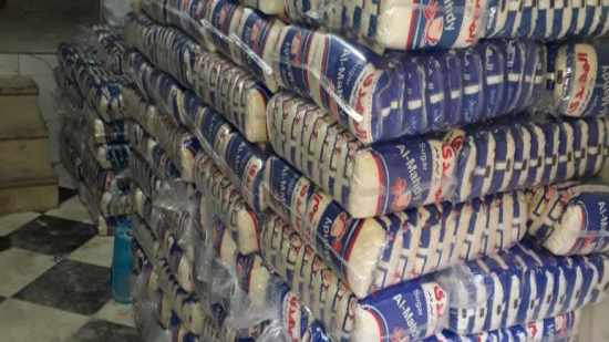  محافظ المنيا: ضبط 100 كيلو سكر تمويني قبل بيعها في السوق السوداء أثناء الحظر