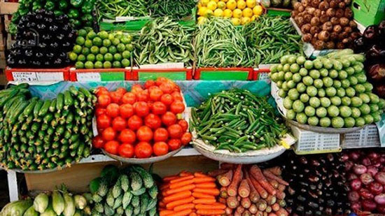   6 منافذ ثابتة لبيع الخضروات والفاكهة بأسعار مخفضة ببني سويف