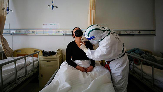 عاجل.. الصحة العالمية تحذر: خطر فيروس كورونا مازال مستمرا
