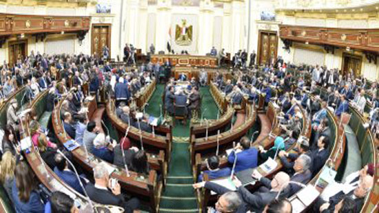  مجلس النواب يقهر الشعب ويفرض رسوم اضافية على البنزين والانترنيت والحفلات 