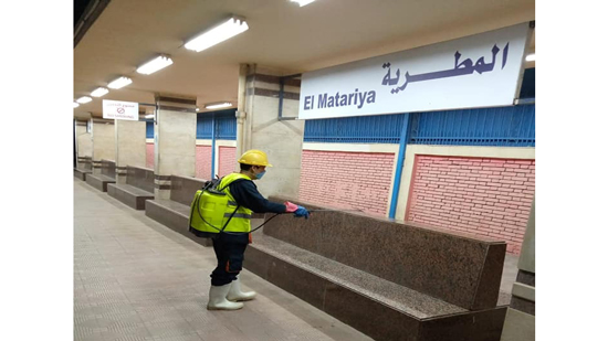  النقل: حملات تعقيم يومية لمحطات المترو والسكك الحديد