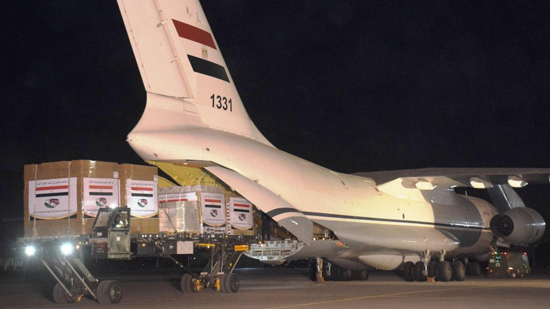  صور .. الجيش المصري يرسل طائرة مساعدات طبية لجمهورية جنوب السودان لدعمها في مكافحة كورونا 
