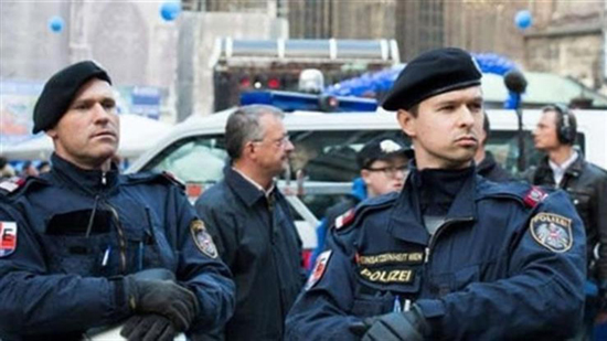 الشرطة تفرض غرامة على الرئيس النمساوي 