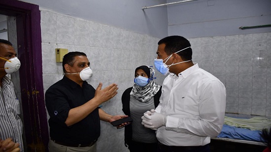 بالصور:نائب محافظ الفيوم يتابع جاهزية مستشفيات إطسا وسنورس لاستقبال المرضى
