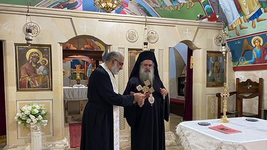 مطران القدس يزور كنيسة القديس جاورجيوس الأرثوذكسية بعبلين 