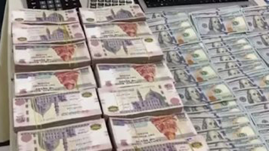 النيابة تستجوب متهمة بالاتجار فى العملة بحجم تعاملات 1.2 مليون ريال سعودى
