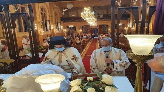  الأنبا باخوم يزور كنيسة قلب يسوع بمصر الجديدة 

