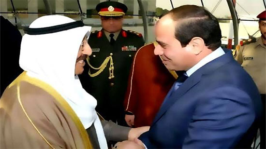السيسي يطمئن على صحة أمير الكويت