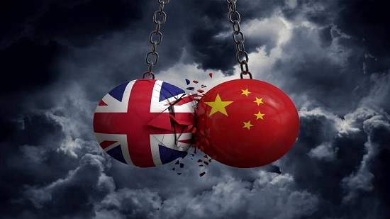  صحيفة صينية : قرارات بريطانيا ضد بكين مستفزة وستتعامل بلادنا معها بالمثل 
