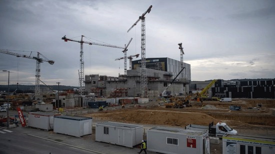 فرنسا: البدء رسمياً بتجميع مفاعل إيتر العملاق