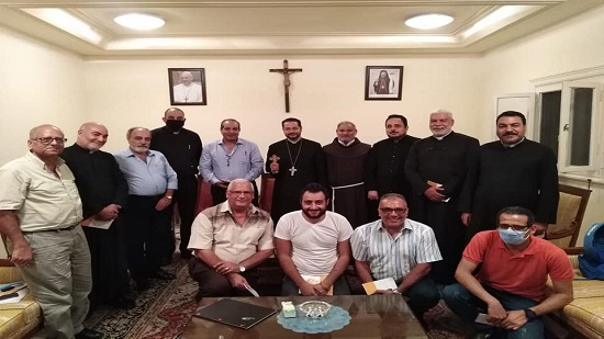 بالصور الأنبا باخوم  يجتمع مع المجلس الرعوي للكنيسة الكاثوليكية بالإسكندرية