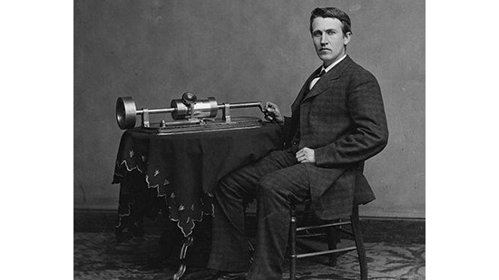 فى مثل هذا اليوم.. توماس إديسون يحصل على براءة اختراع كاميرا الصور المتحركة التي أطلق عليها اسم الكينتوغراف