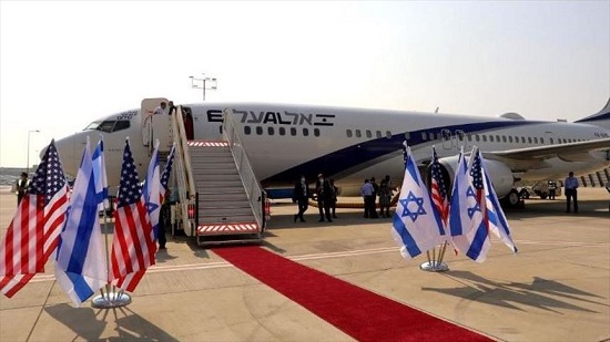 أول طائرة إسرائيلية إلى الإمارات،