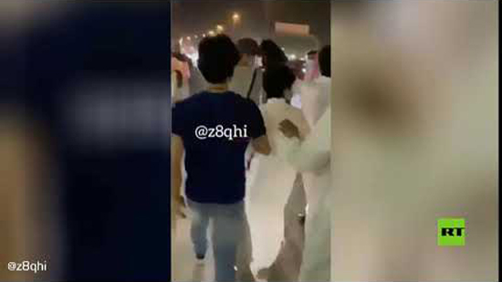 اعتداء على عارض أزياء سعودي في شوارع الرياض