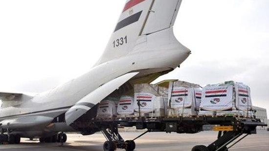  مصر تفتح جسر جوى لإرسال مساعدات عاجلة لمتضررى السيول بالسودان