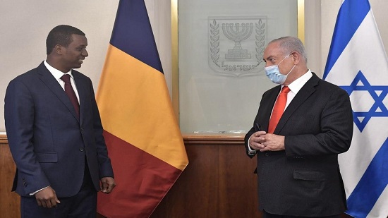  نتنياهو يلتقي نجل الرئيس التشادي ورئيس المخابرات 