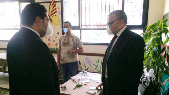 نائب محافظ بني سويف  يتفقد لجان الانتخابات