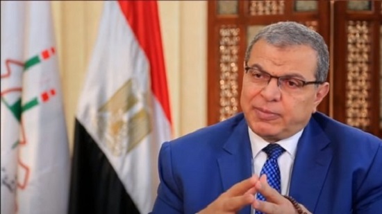  وزير القوى العاملة ينعى رائد الصناعة المصرية محمد فريد خميس