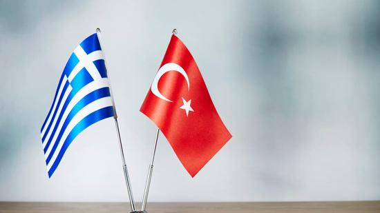  وزيرا خارجية اليونان وتركيا يجتمعان لبحث القضايا الثنائية والإقليمية
