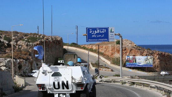 الوفد اللبناني يرفض التقاط صورة تذكارية مع الوفد الإسرائيلي بختام جولة مفاوضات ترسيم الحدود
