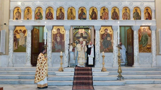  البطريرك يوسف العبسي يصلي القداس الإلهي بكاتدرائية القيامة