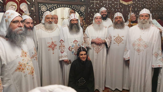 دير العذراء المحرق يحتفل بسيامة رهبان وترقية اباء لرتبة القمصية
