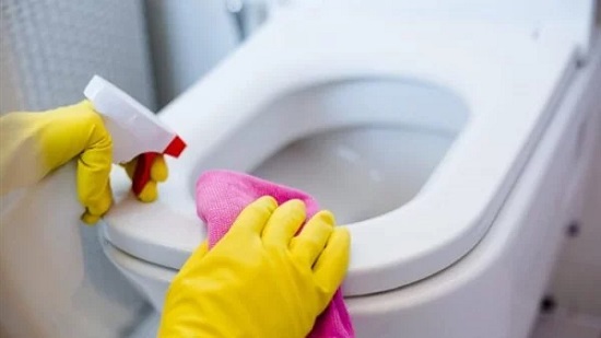 9 عادات صحية لتقليل العدوى عند استخدام المرحاض
