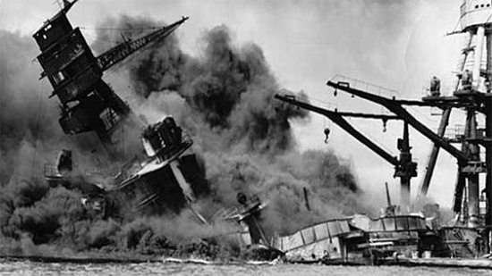 الهجوم الياباني على ميناء «بيرل هاربور» الأمريكي 