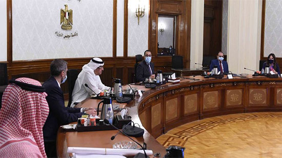 رئيس الوزراء لعضو مجلس الوزراء السعودي: حريصون على إنجاح صندوق الاستثمار المصرى السعودي