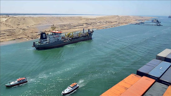 «الوزراء» يكشف حقيقة تراجع أعداد السفن المارة بقناة السويس بنسبة 50%