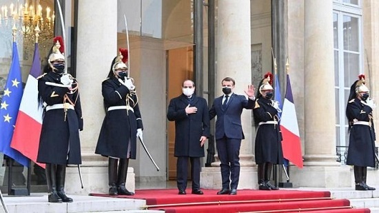  نواب ونائبات قادمات: زيارة الرئيس لفرنسا ناجحة

