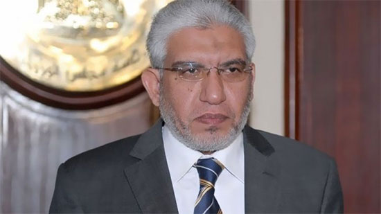 حاتم عبداللطيف، وزير النقل في حكومة الإخوان