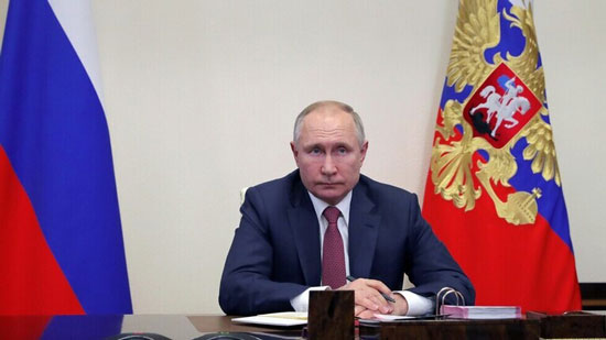 بوتين يوعز ببدء التطعيم الشامل ضد فيروس كورونا لجميع المواطنين ابتداء من الأسبوع المقبل